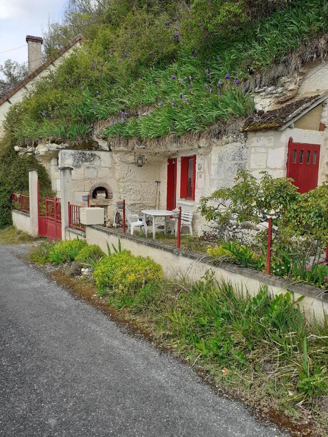 Gite Troglodyte Les Iris Villiers-sur-Loir Exteriér fotografie
